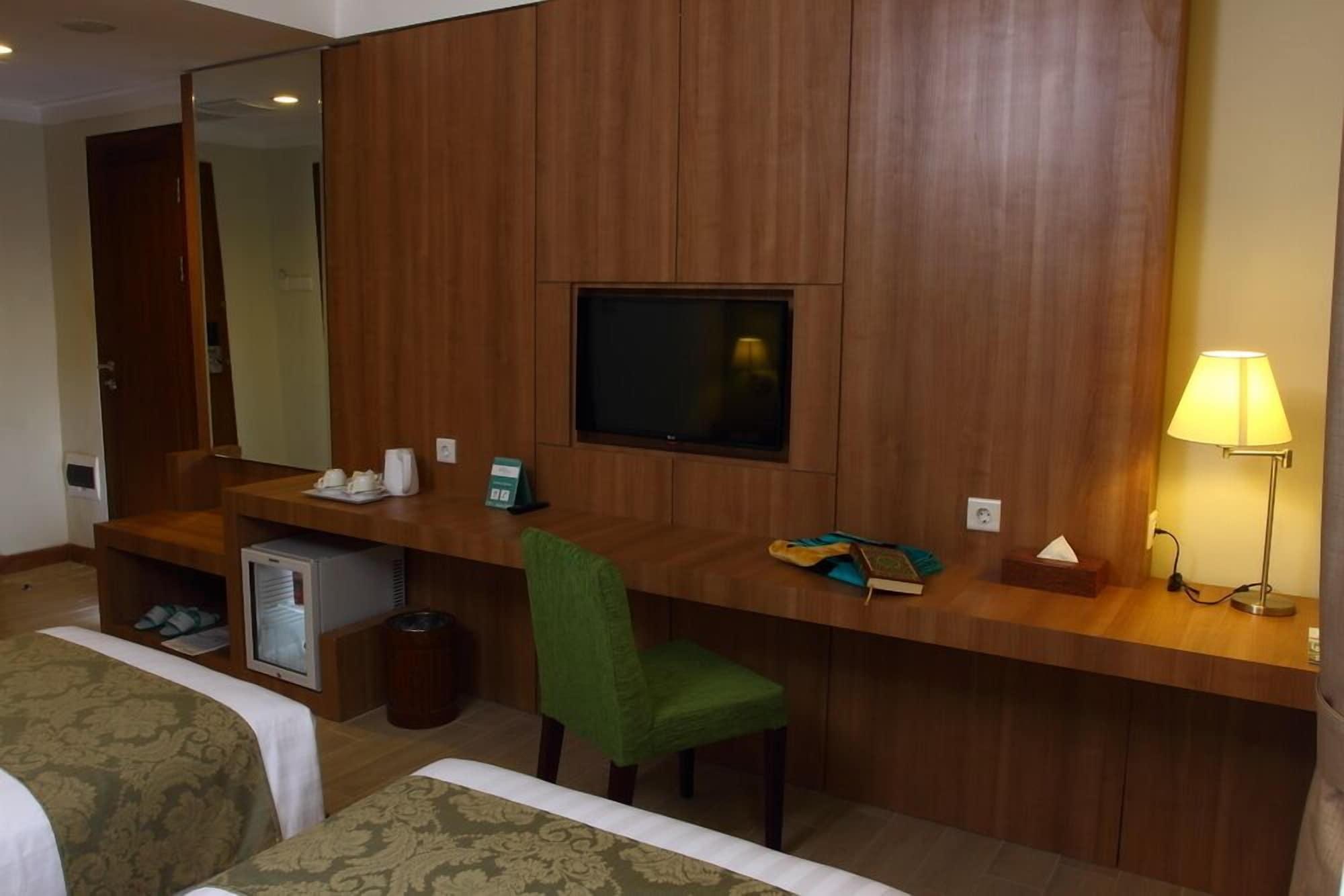 Aziza Syariah Hotel Solo By Horison Dış mekan fotoğraf